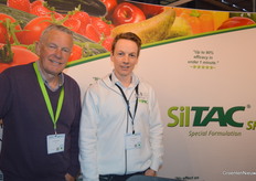 Jan van Heijningen is going on his first trip for PUM this spring, but did a quick tour of the fair first. Here he is visiting Lennart Schouten at the ISA Nanotech booth.